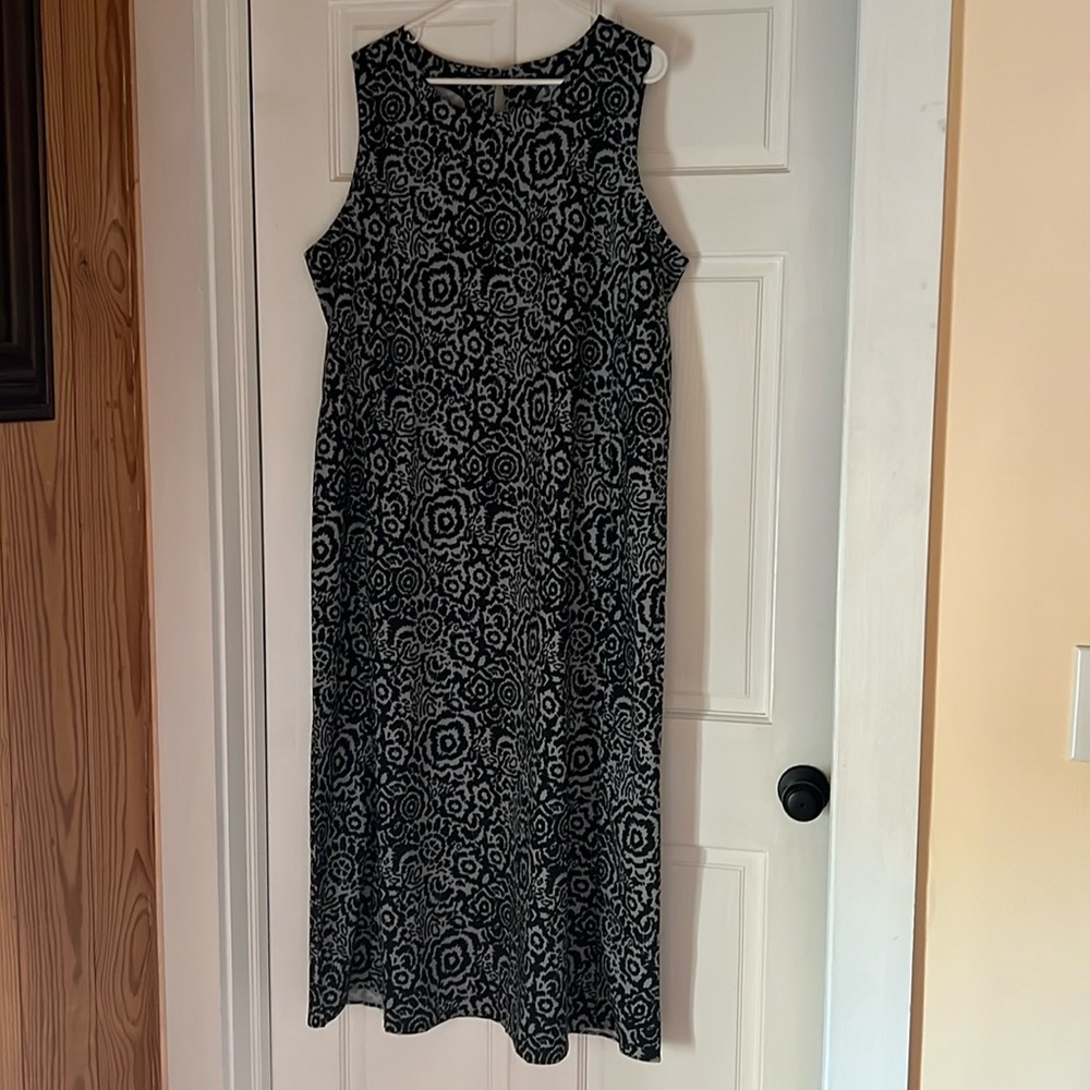 Rip Skirt Hawaii 
2XL 
Nightingale.